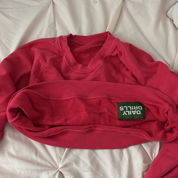 DAILY DRILLS pink pullover - Picture 3 of 3